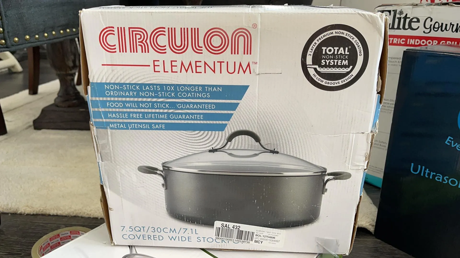 Circulon Radiance Hard Anodized Nonstick Stock Pot/Stockpot with Lid - 7.5 Quart, Gray