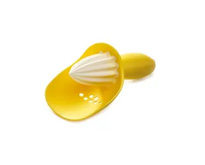 Joseph Joseph™ Citrus Reamer with pip Catcher