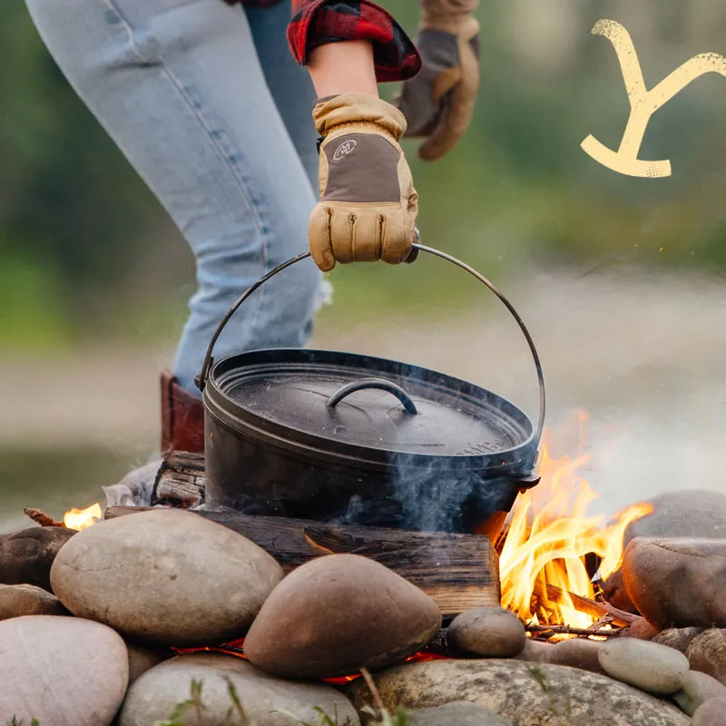 Yellowstone™ 12 Inch / 8 Quart Seasoned Cast Iron Deep Camp Dutch Oven